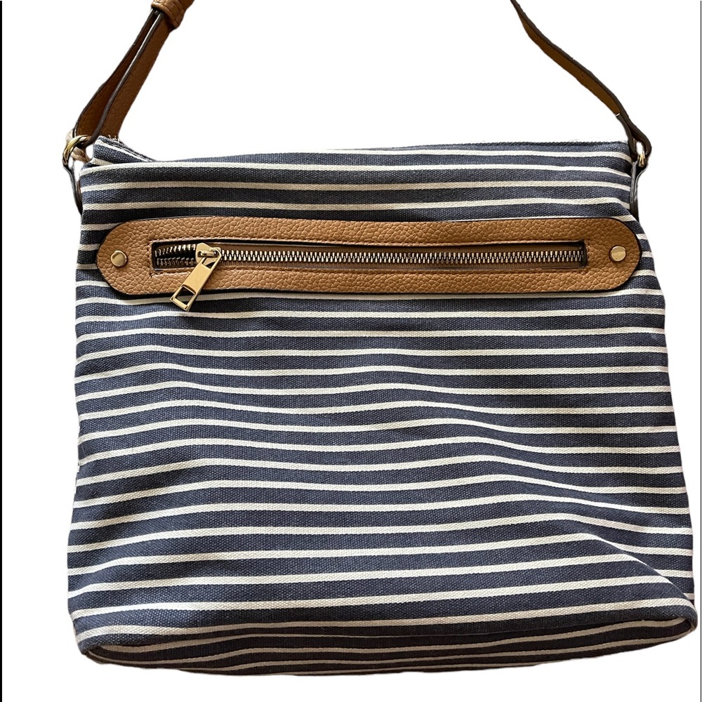 A New Day
Navy/White Striped Canvas Messenger Crossbody Shoulder Bag